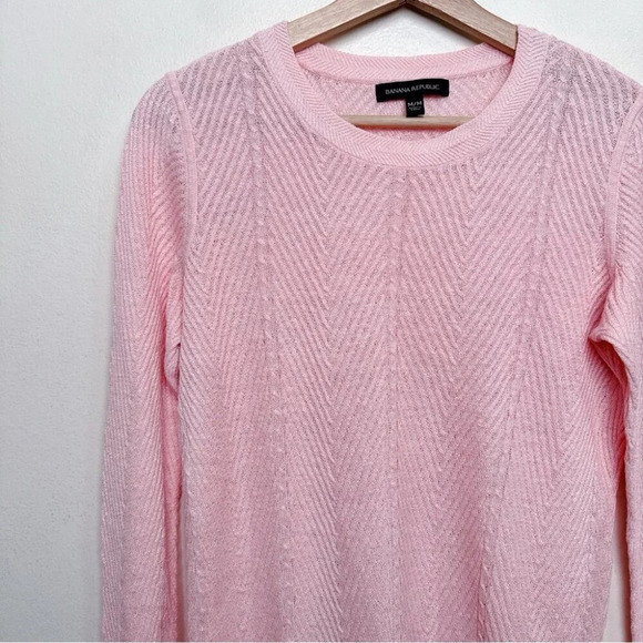 Banana Republic Womens Medium Light Weight  Crew Neck Cable Knit Chervon Sweater - Picture 8 of 15